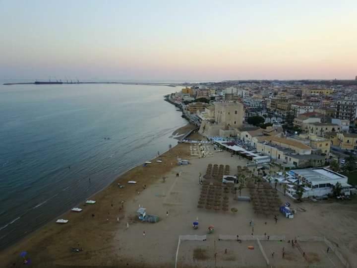 Вілла A Pozzallo Vicino Al Mare Екстер'єр фото